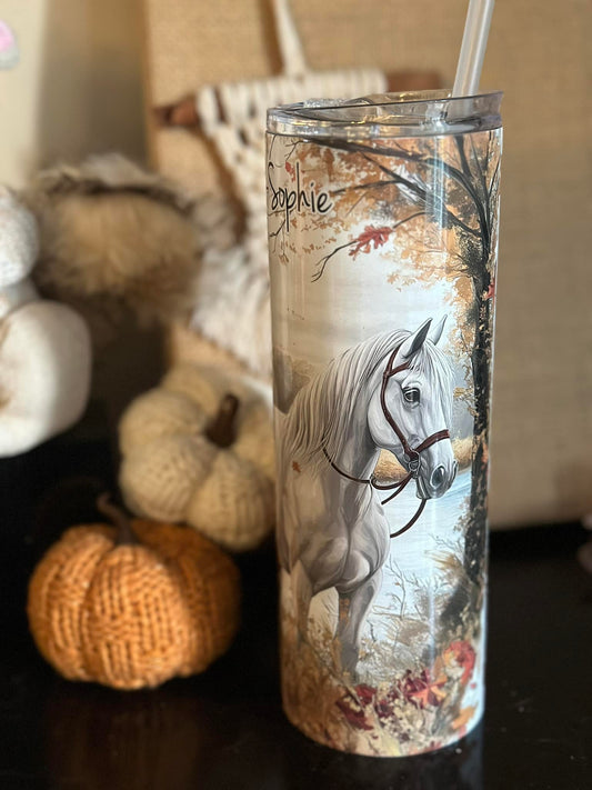Cheval gris d'automne