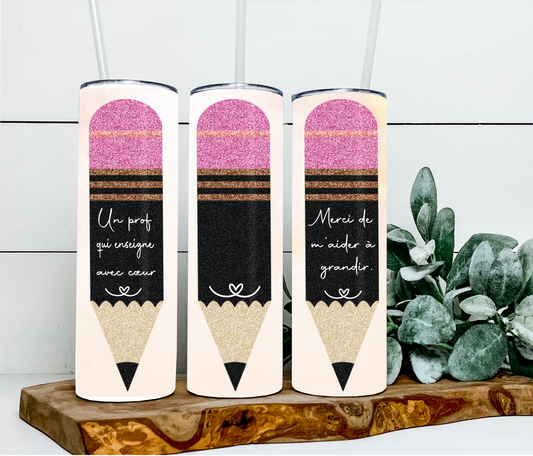 Trois crayons